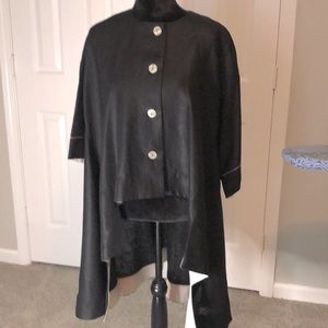 Black w/ivory trim high low tunic